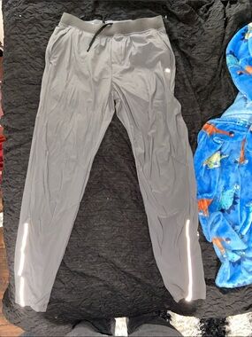Kenneth Cole Gray Reflective Jogger Sweatpants